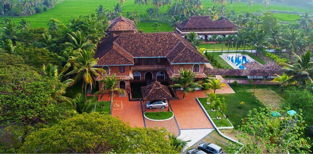 Kumarakom Heritage Resort Kottayam Eksteriør billede